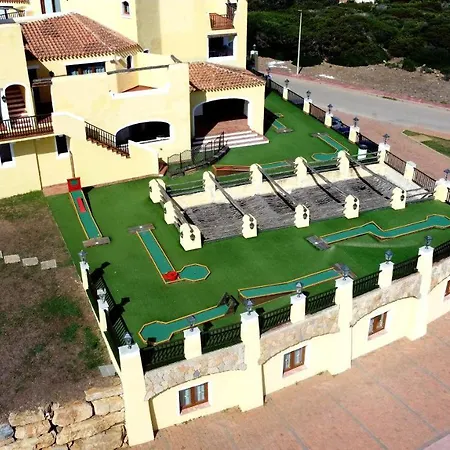 מלון Hotiday Village סטינטינו